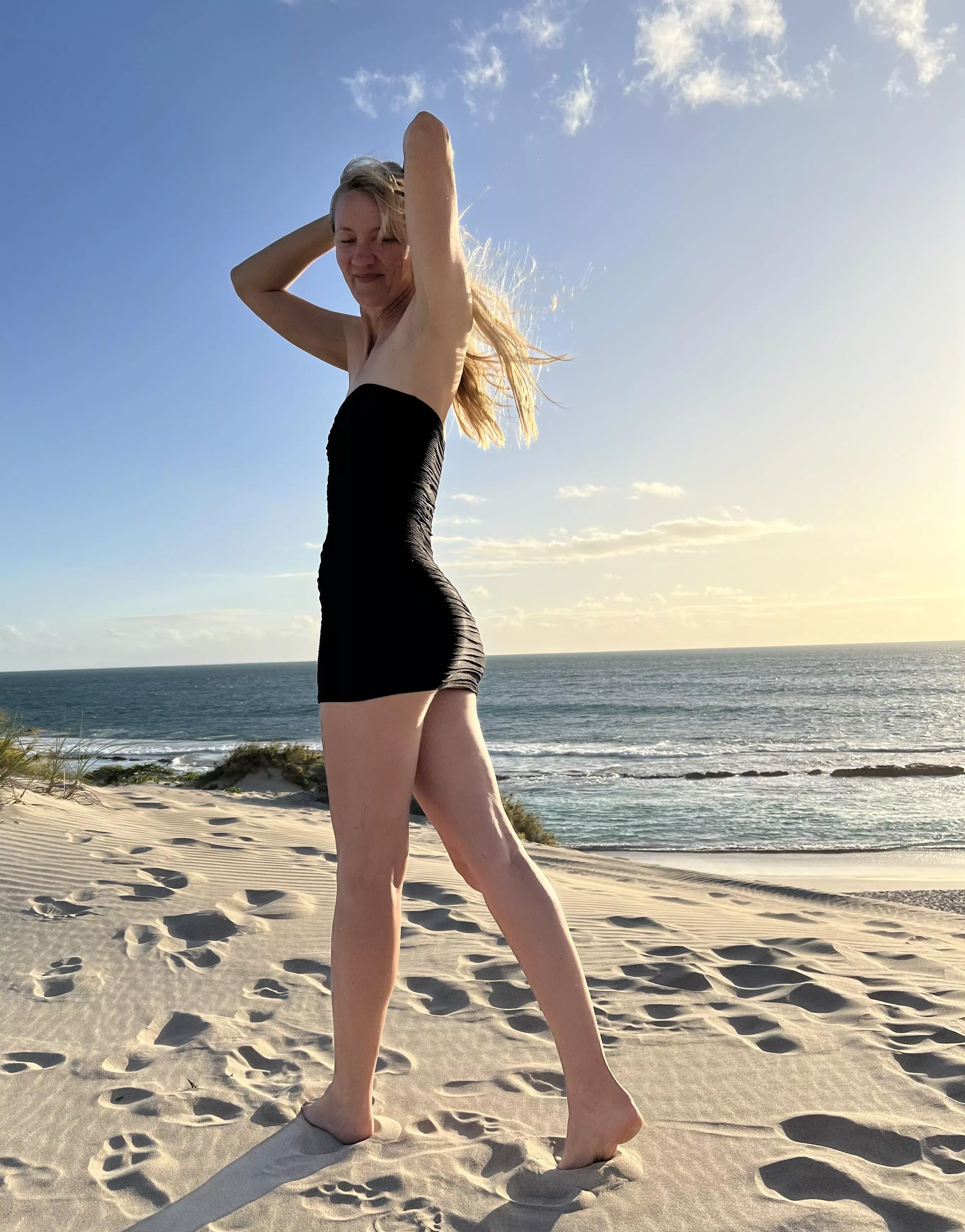 Girls just wanna have sun