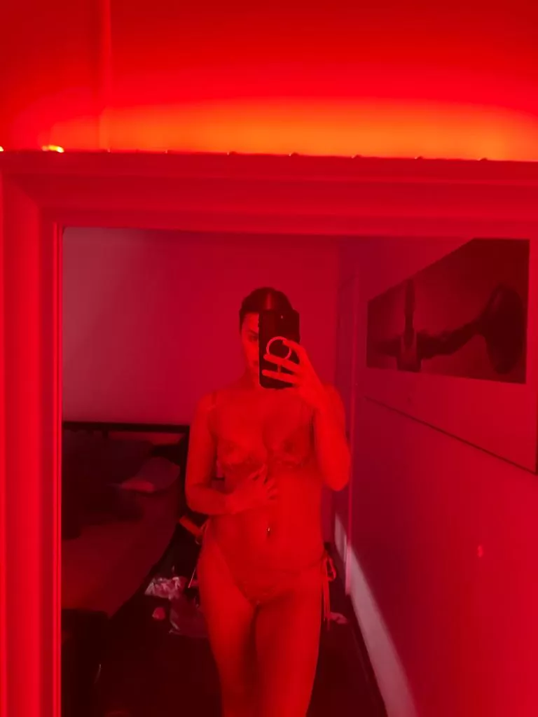 i hope horny 18 year olds are what you are into