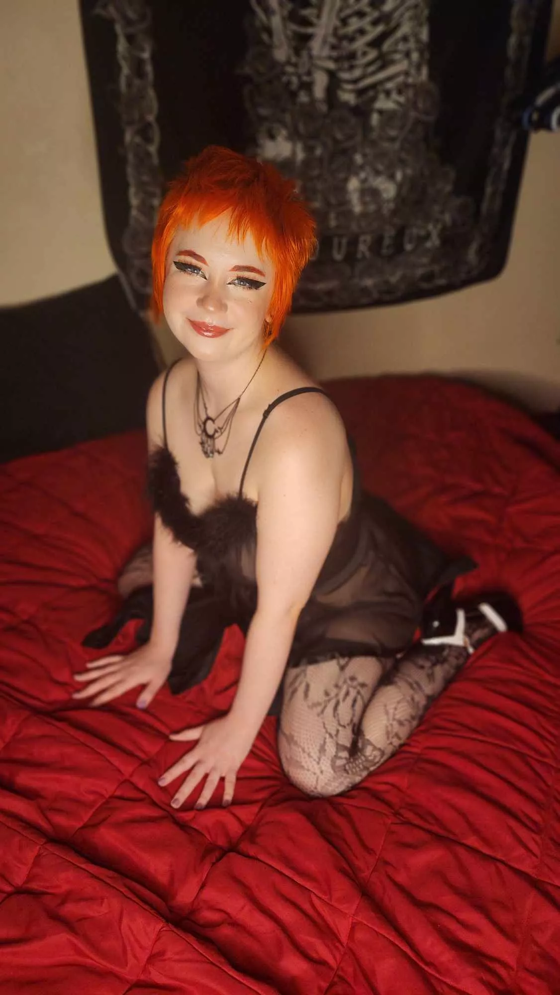 I know I shouldn't be wearing shoes in bed but what are you gonna do about it??