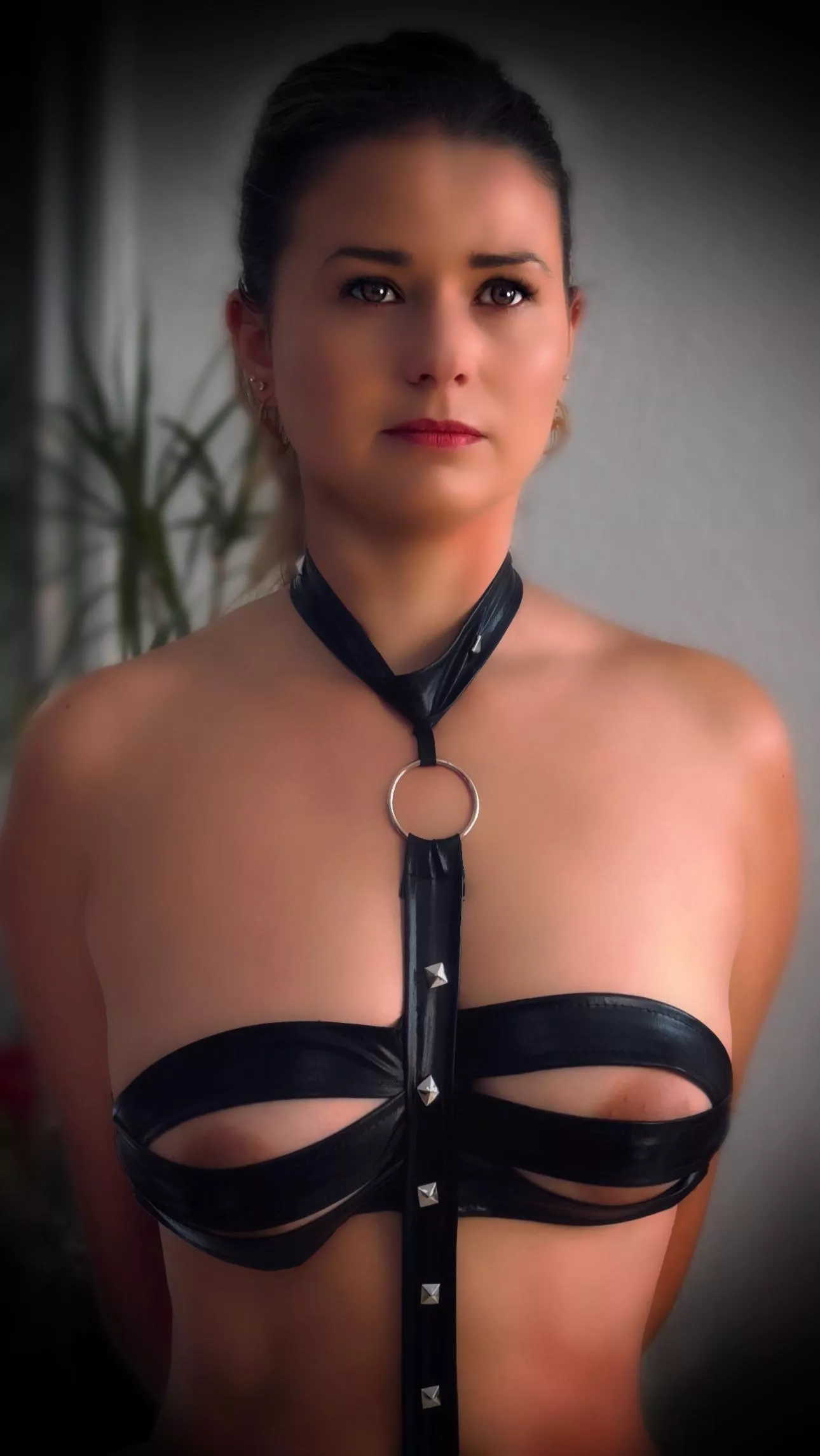 I love the feeling of leather on my skin