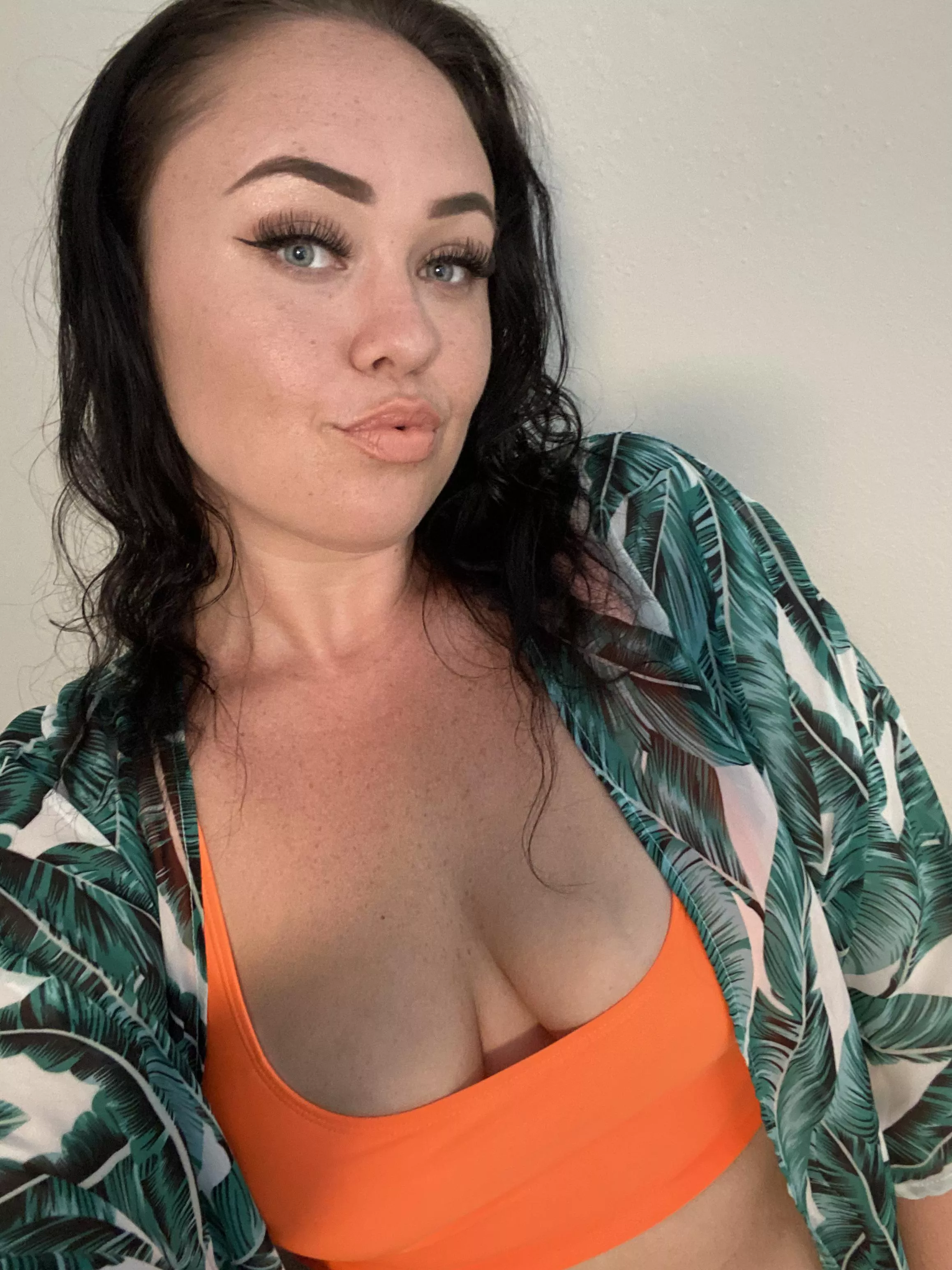 I want to be used in front of my husband.