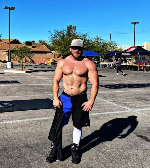 Looking for fitness girl to play with