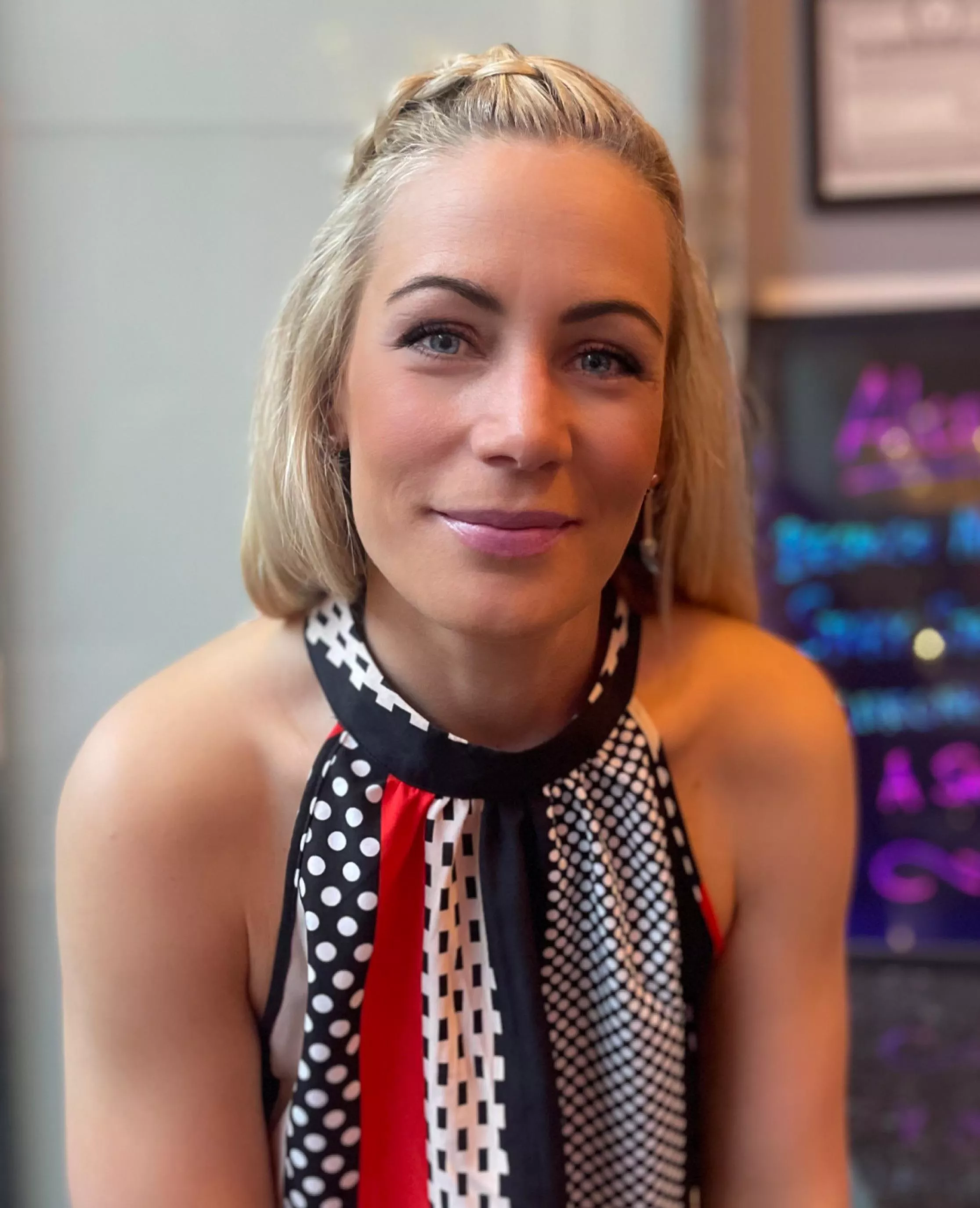 Nearer 50 than 20….feeling old….but still worth a kiss? 😅