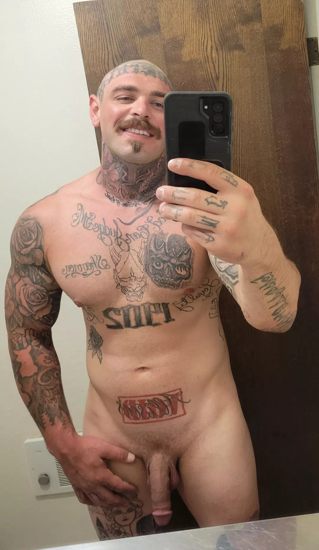 Shaved the head what do you think ! 🤔