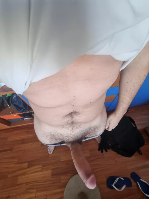 Who would suck an italian redditor cock ?