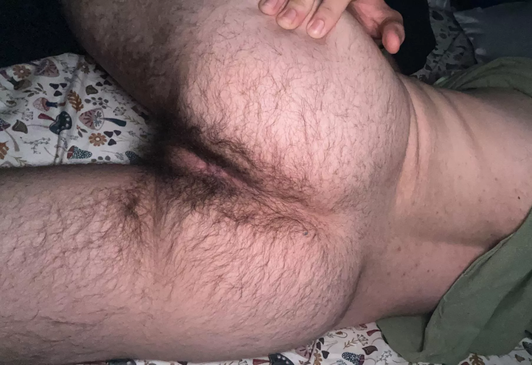 18 sc: stnedleo add me lol