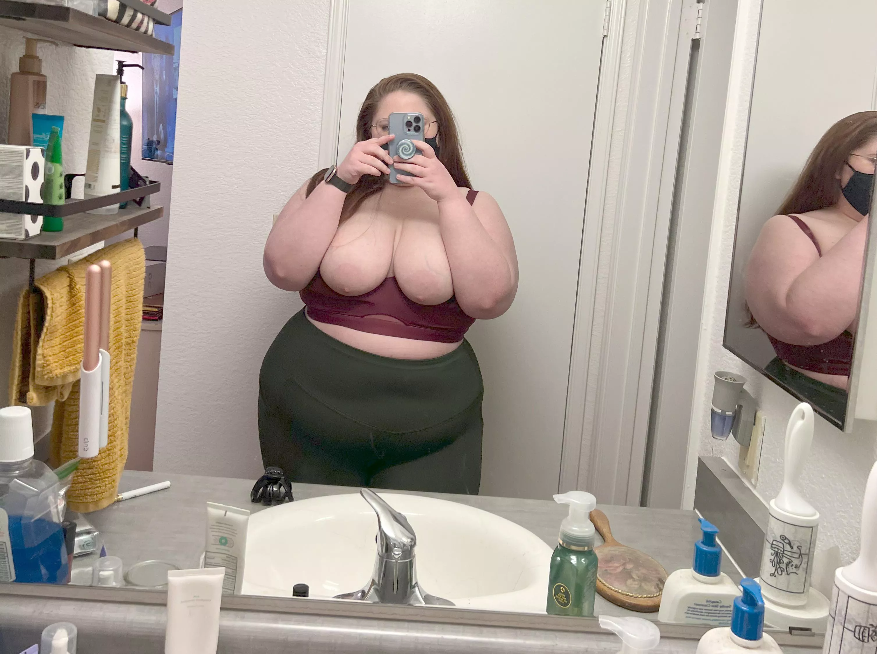 A little stoned and ready for the weekend 😌🪻