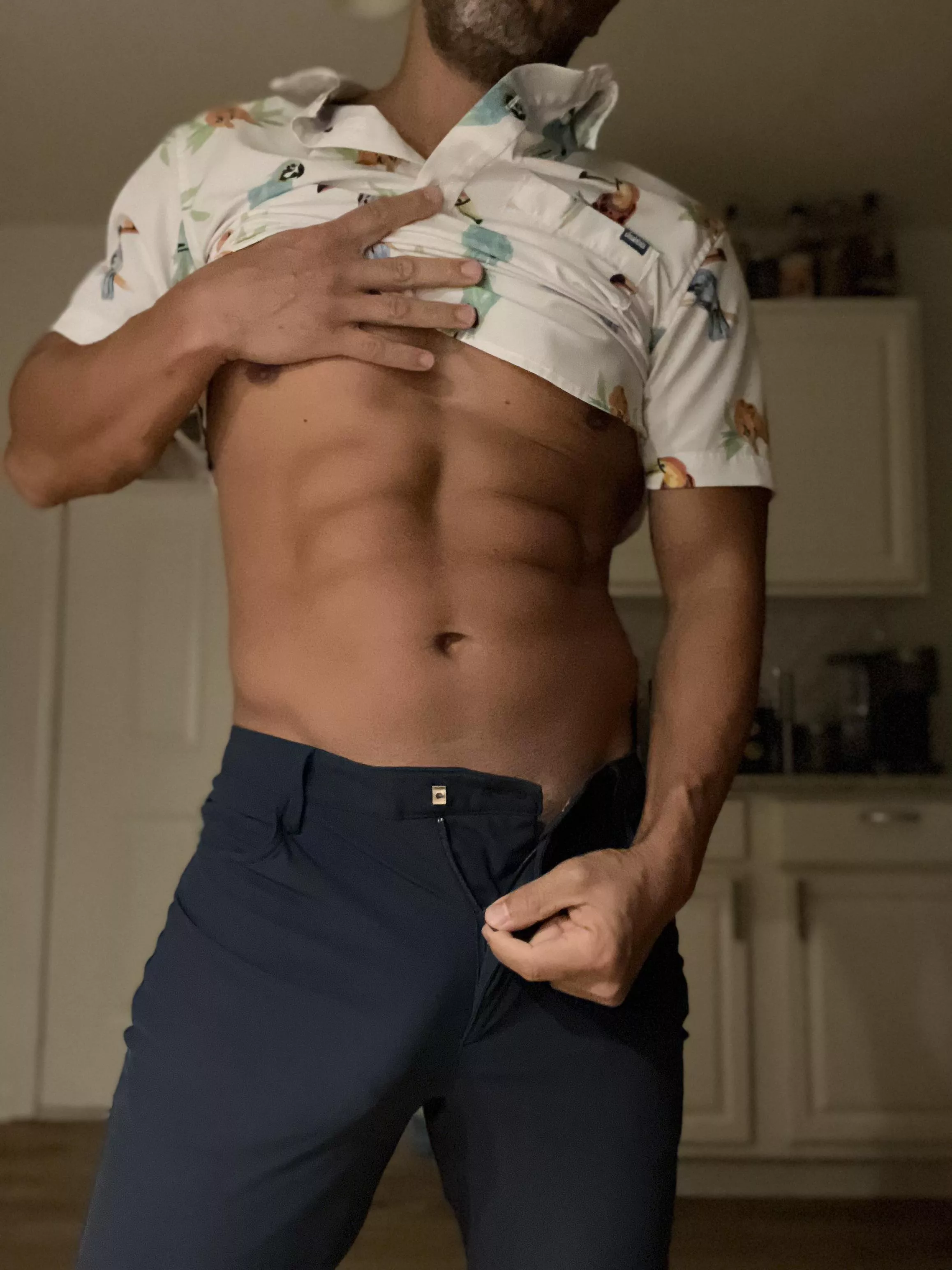 Aloha Friday! I know I’m ready to get lei’d this weekend! Who wants to help me out?