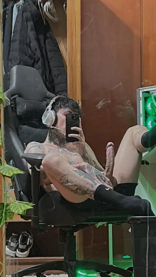 Can I send you nudes?