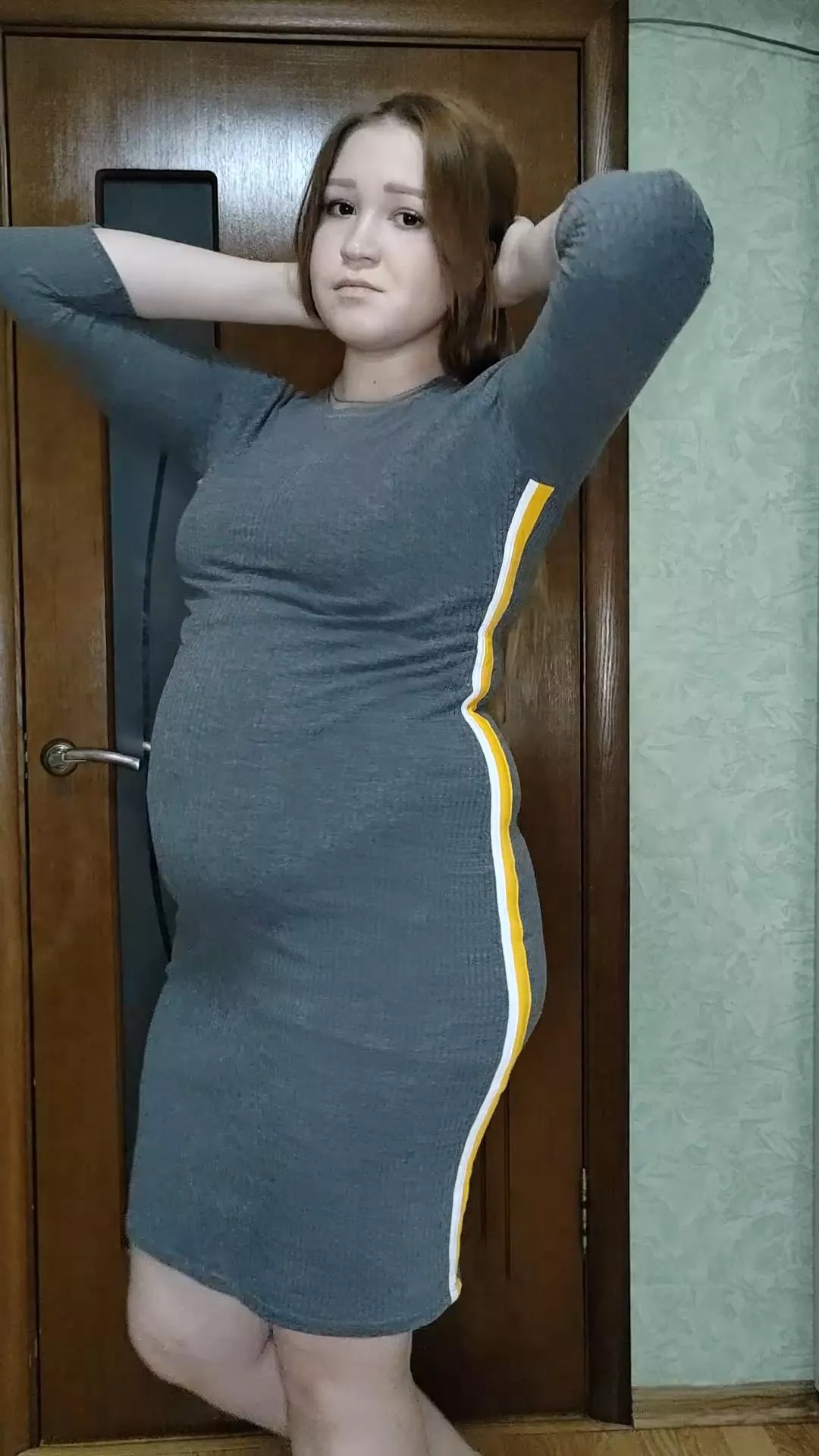 Darling, does this dress make me look fat?