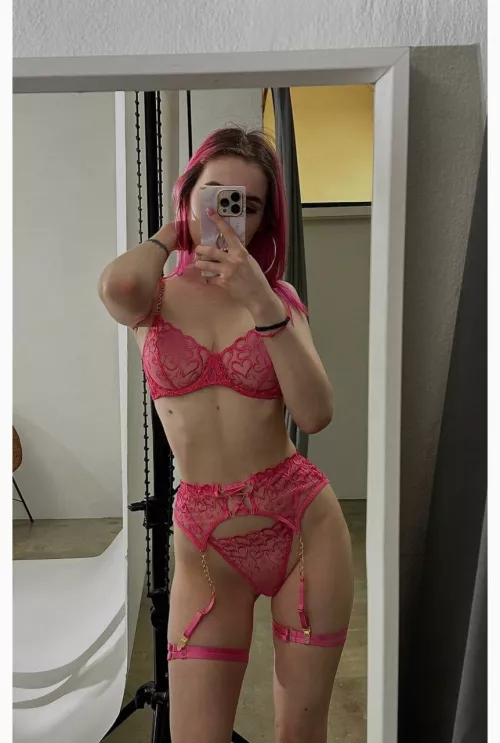 i wanna be your reallife crush (IUTR)