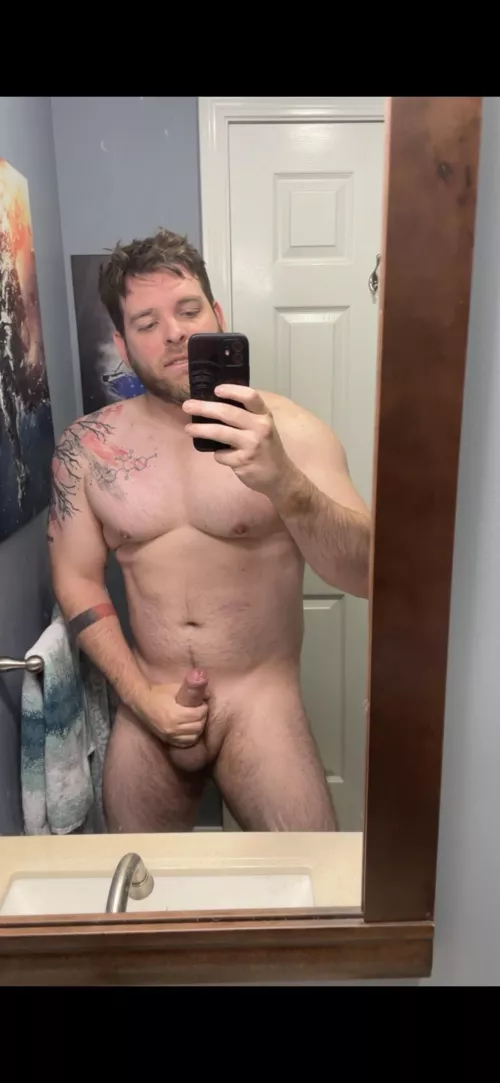 Mid-stroke. I hope you’re having a great start to your weekend 😘