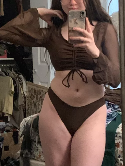 new pose in the brown one 😁