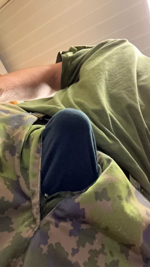 Oopsie! It unzipped…