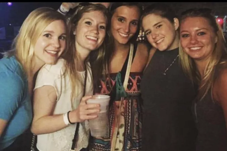 Rank from first to last on who you’d fuck. And the top one, how you’d do it.