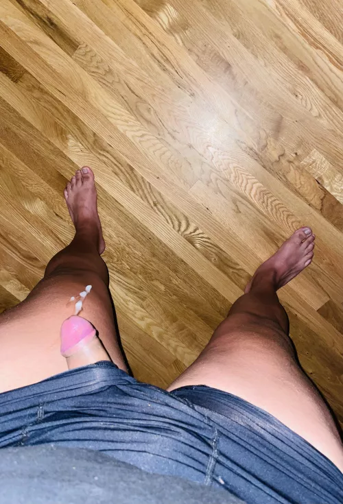 Roommate walked in on me as I was cumming and I tried to cover up. Didn’t do a very good job 😩