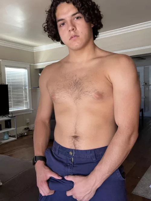 Wanna grip my forearms?