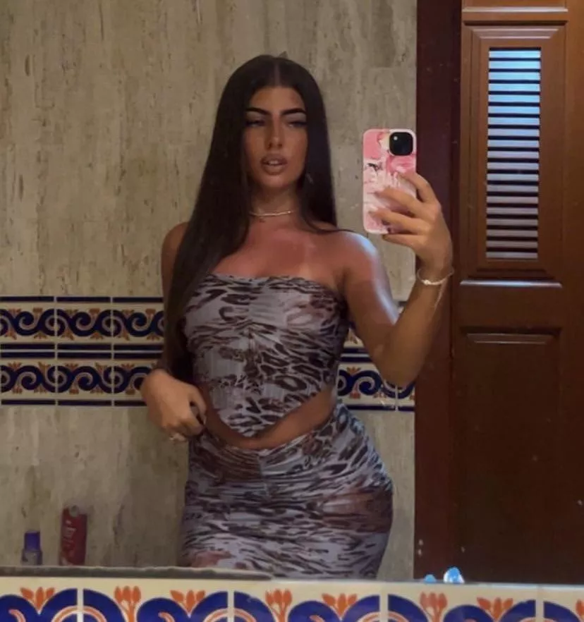 What you doing to her😅