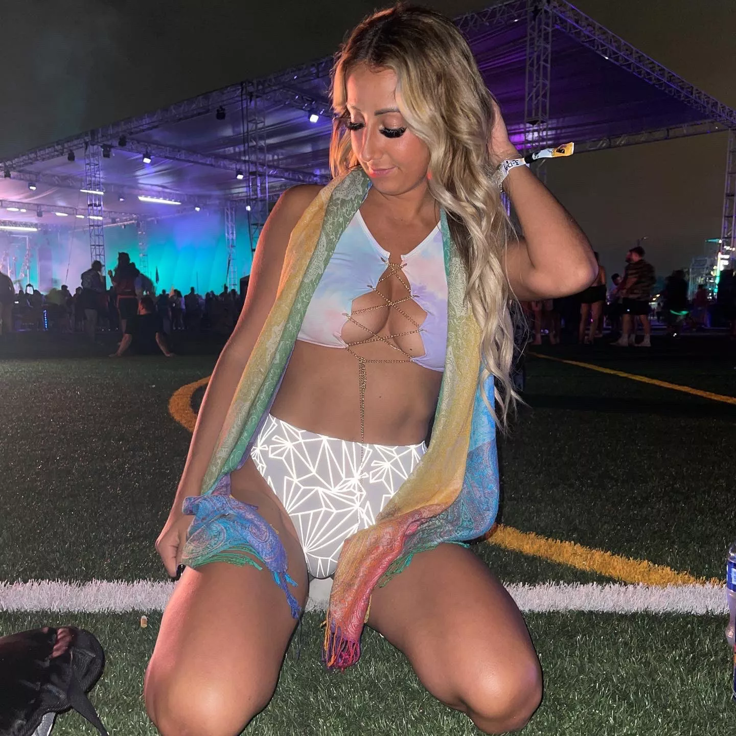 Can you see the blue?