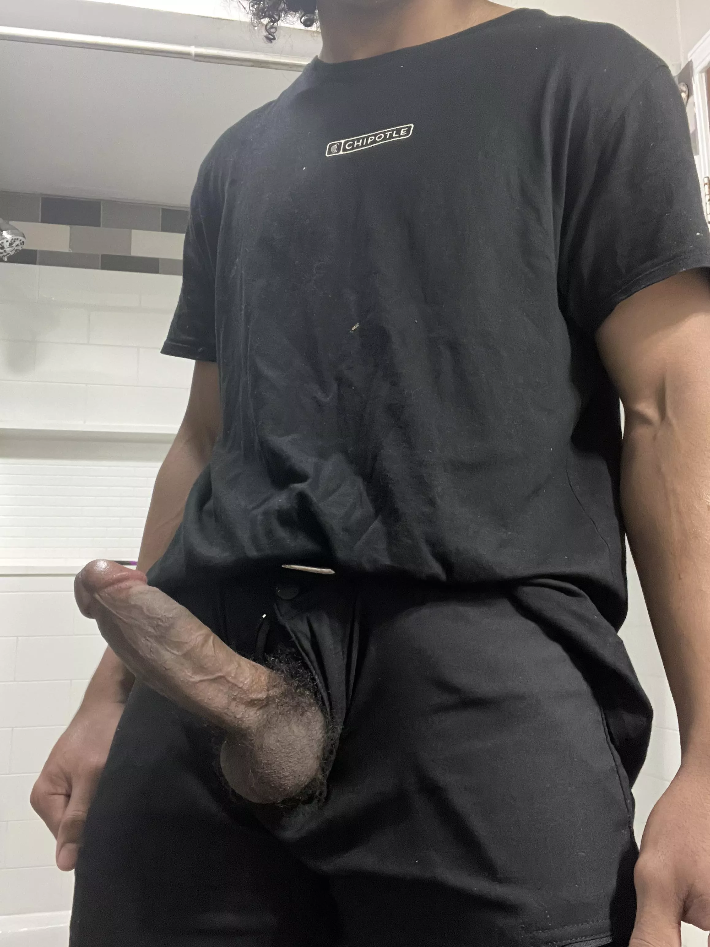 Chipotle worker showing off huge cock😳