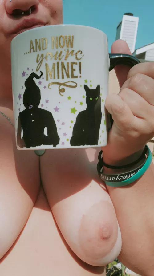 First time having coffee with all of you beautiful people 😍☕️