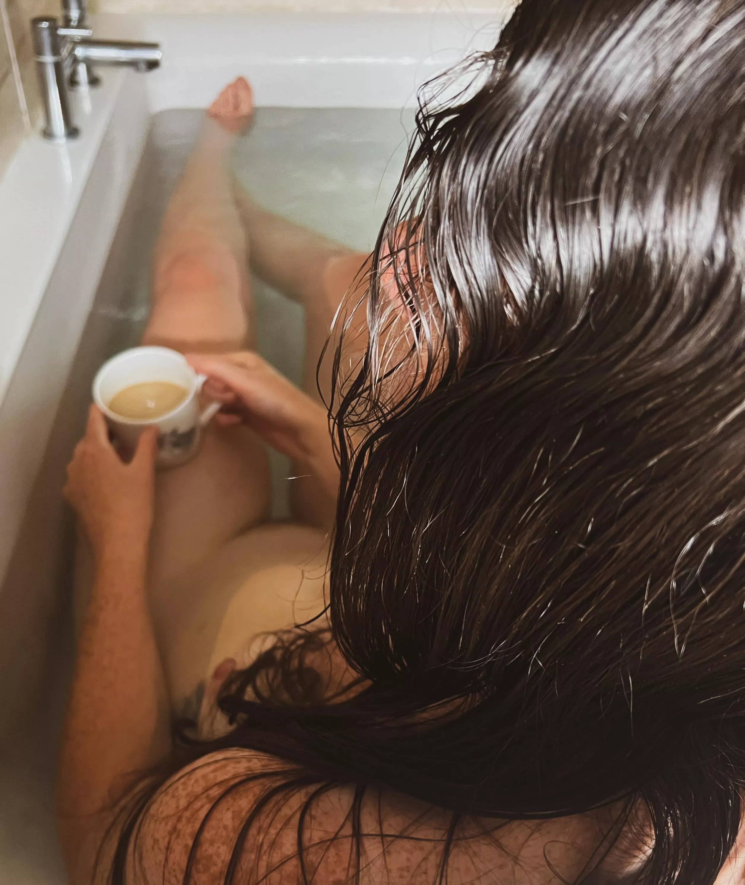 Happy Saturday, friends!