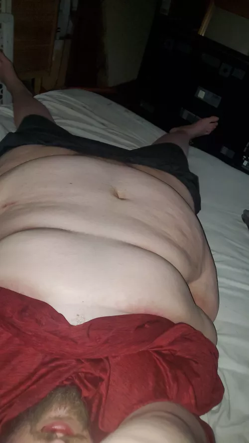 I'm drunk, horny, and want to cum please help me.