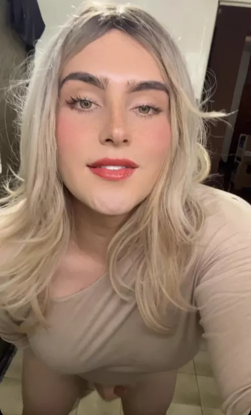 Me the second my GF leaves my house 🤫🥵🔥💋