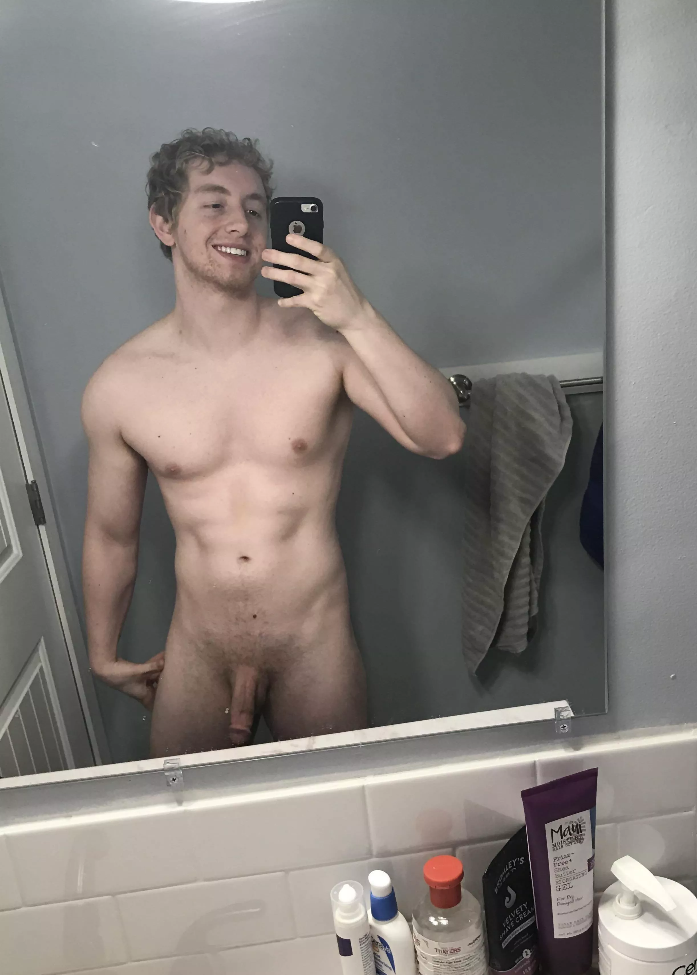 Messy hair don’t care 😙