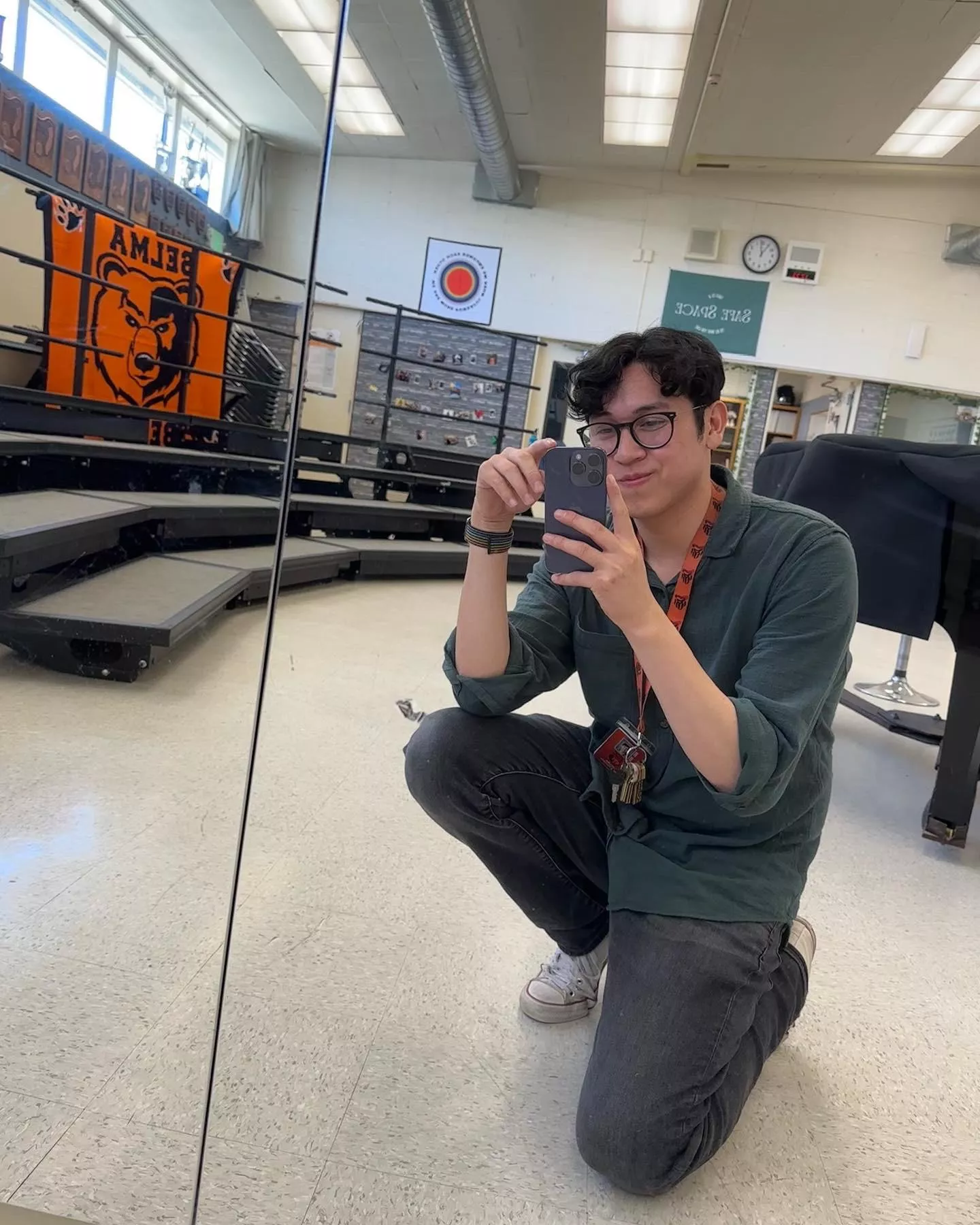 new school new selfie 🥹🫶🏼