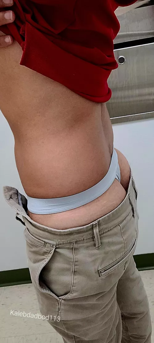 Showing off some tail