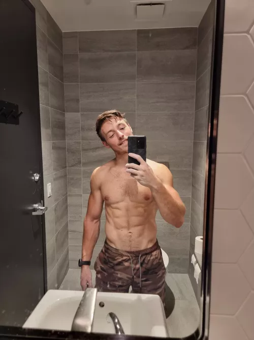 Wanna workout with me? 😜