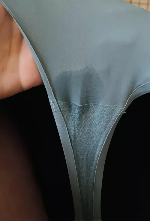 Wet pussy check ✅ 😋