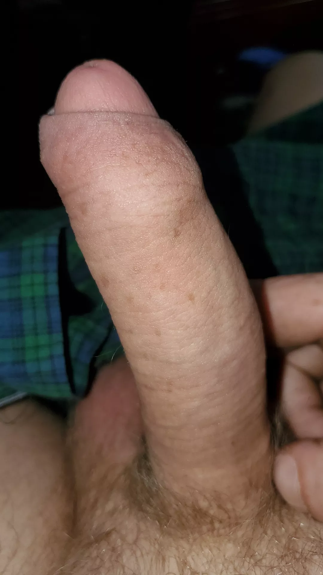 Would you finish getting this off for me? My girl doesn't have to know. 39 . Dm me