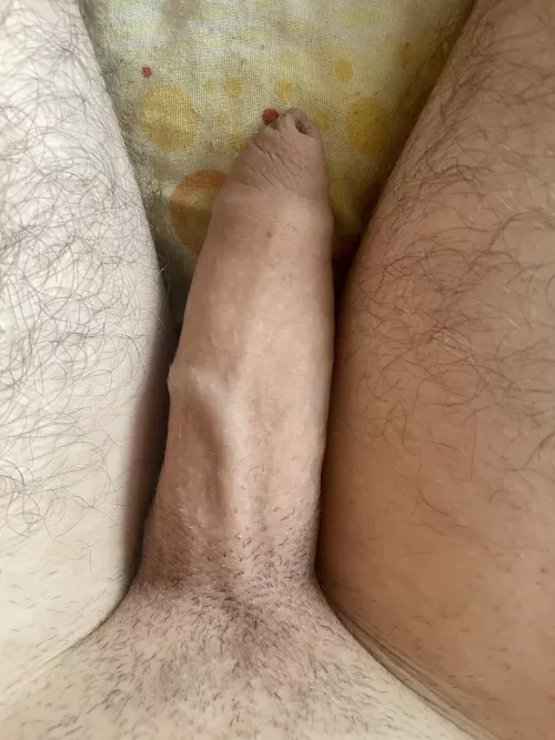 [18] I need someone to make me hard 😜 dm