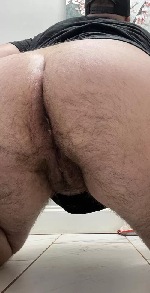 33 ftm. I know you want to fuck this bonus hole from behind.