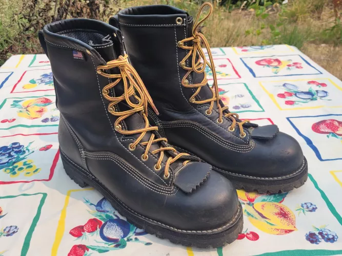 Boot-of-the-week: barely worn pair of Danner Rainforest in 11.5EE
