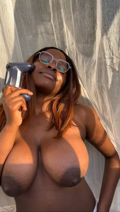 could i be your chocolate gamer gf...