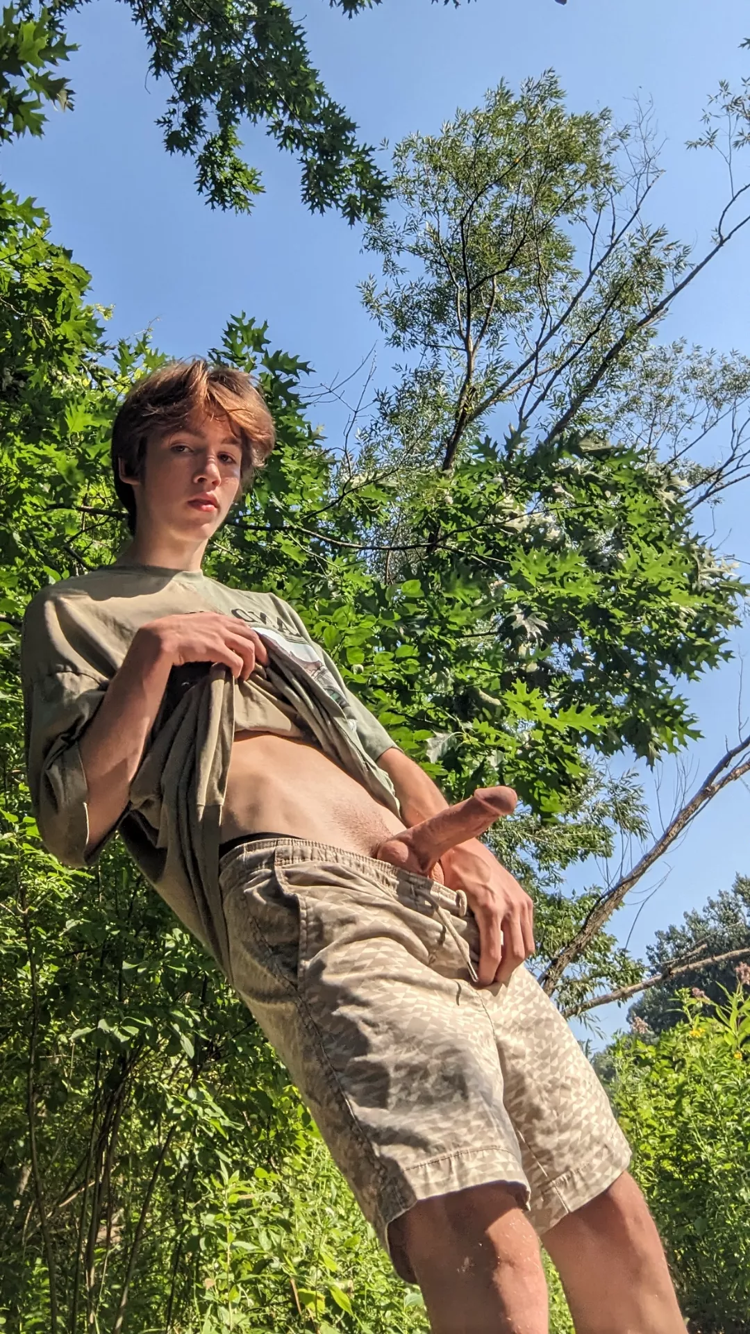 Got horny while on a walk :)