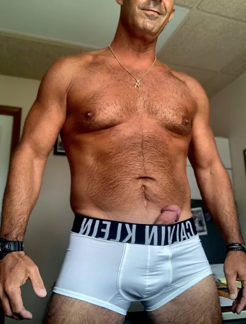 Having a hard time concentrating today. As my personal assistant, what do you recommend? [48]