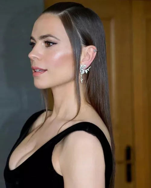 Hayley Atwell