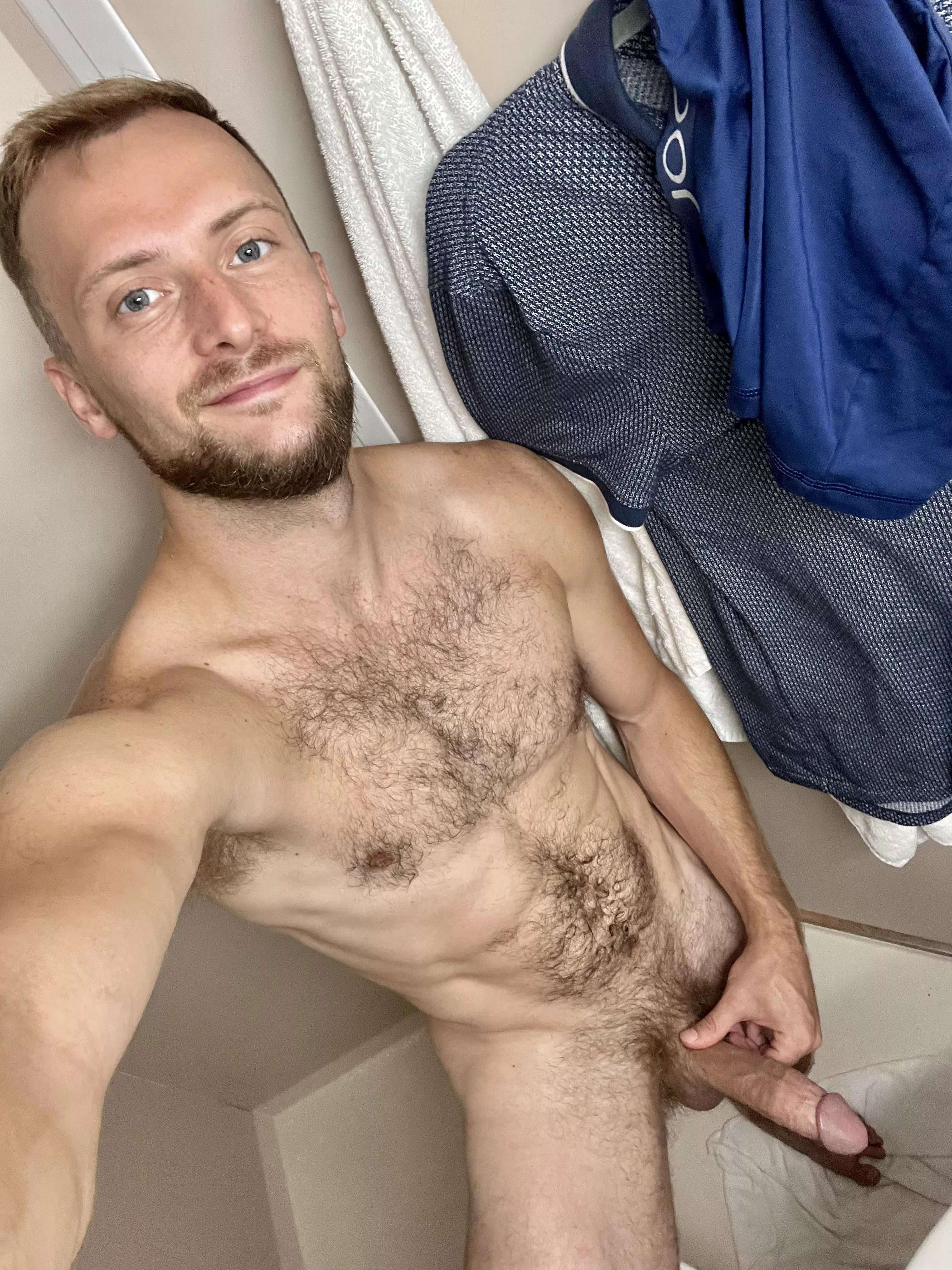 I’ll make the Sunday scaries go away 😈