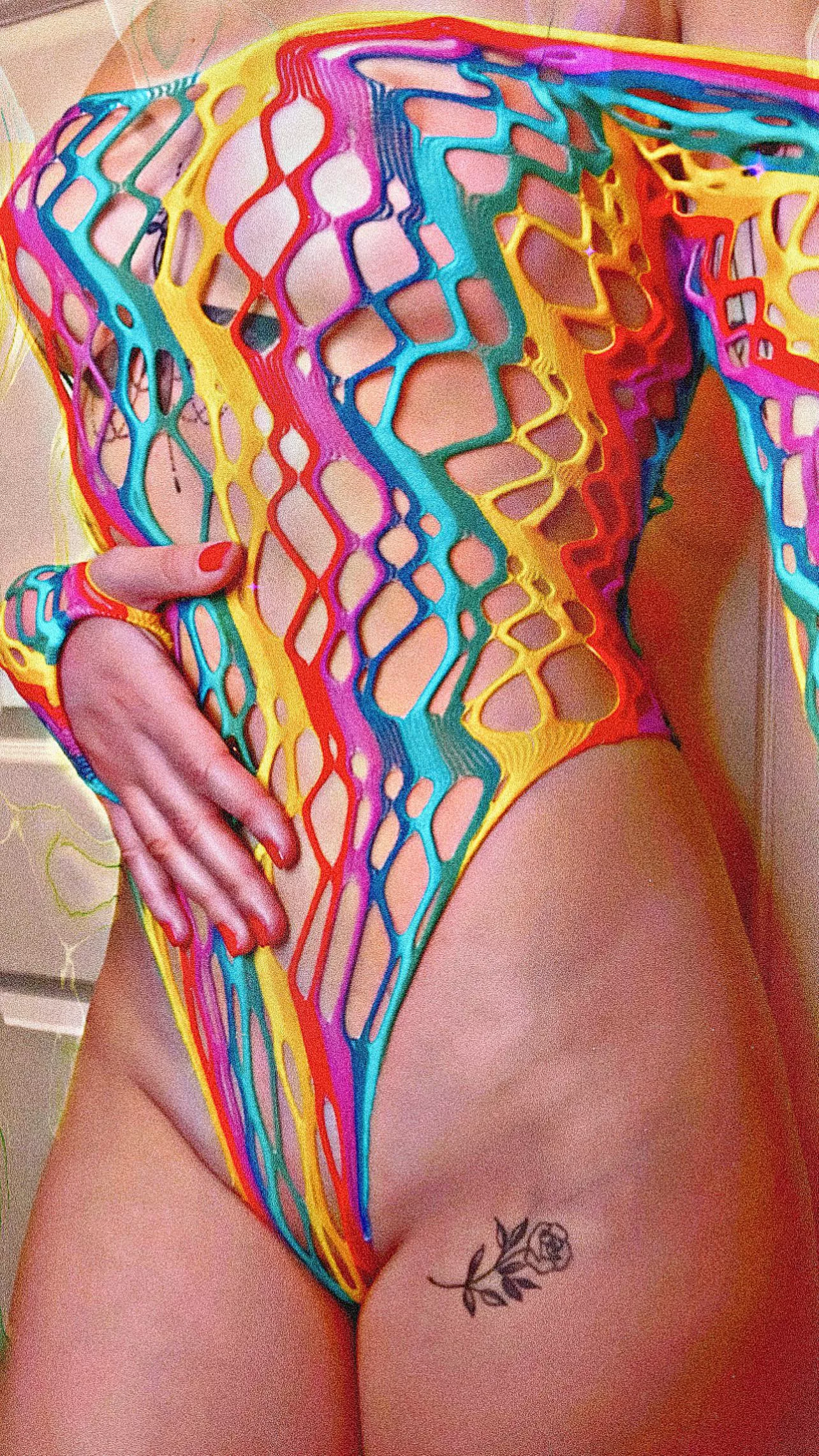 leave a little to the imagination right? 🤭