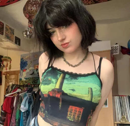 Never thought freckles could be sexy;)