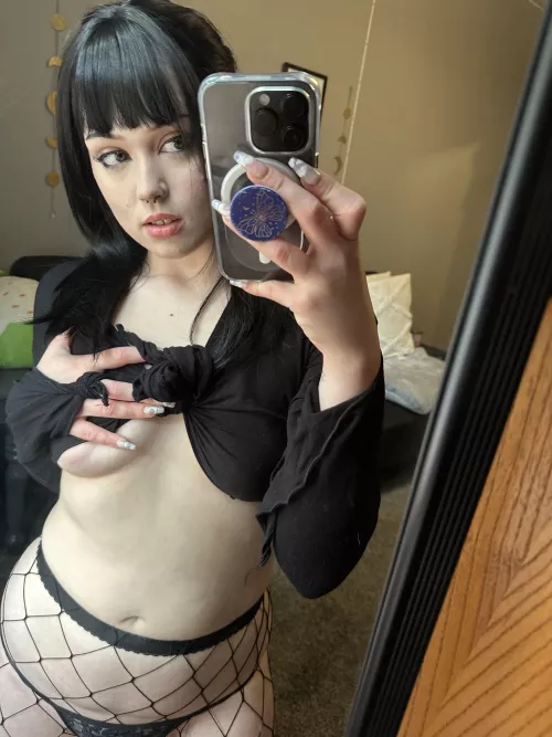 Oops, I almost flashed you 😜