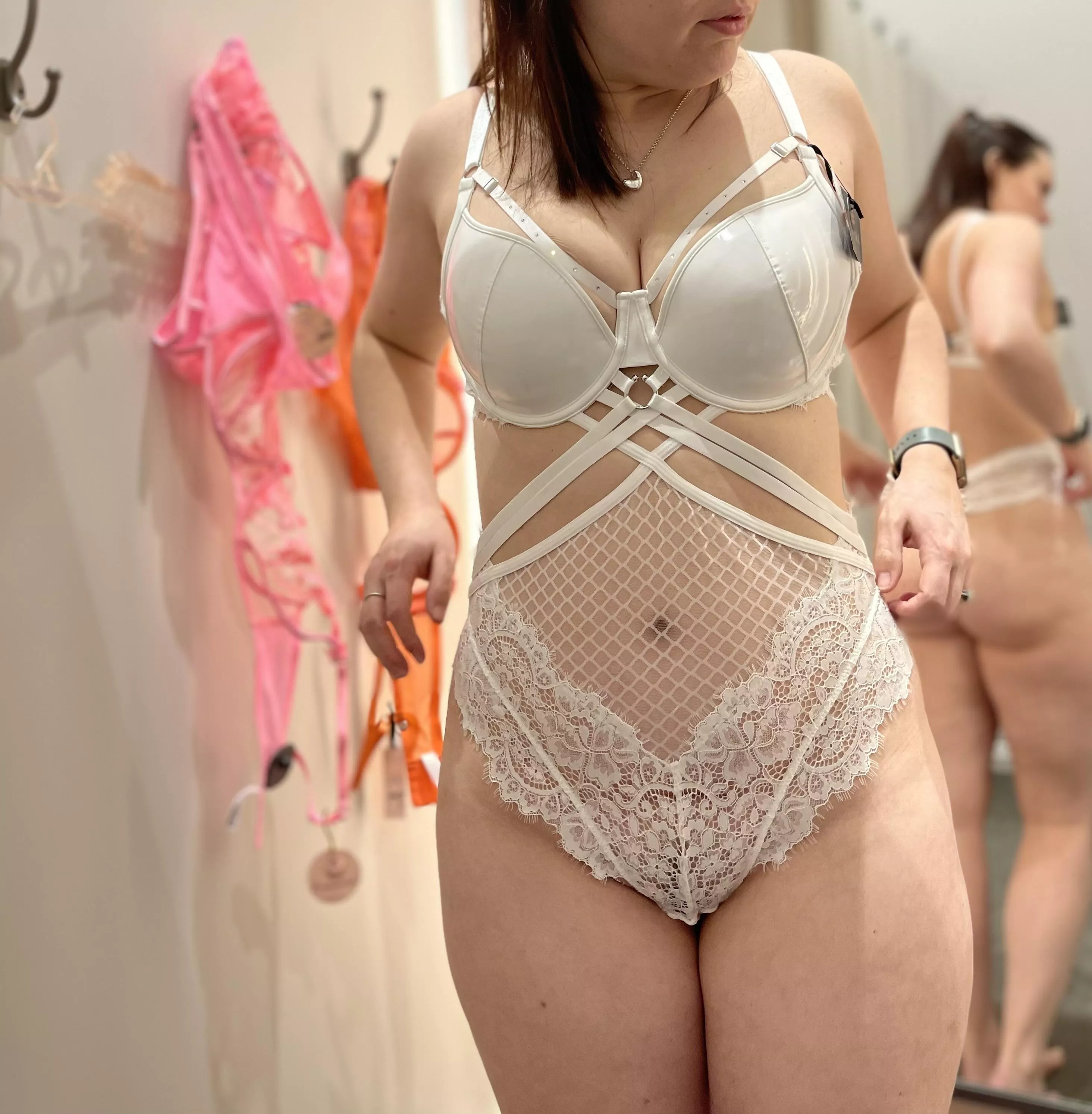 POV: you sneak in the changing room with me and take pictures, sound like a fun date?