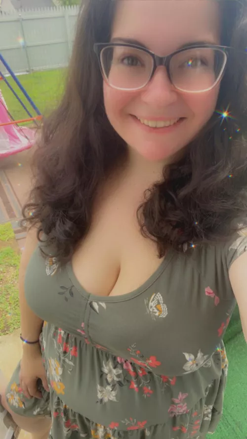 Something about a dress makes me feel so pretty 😍