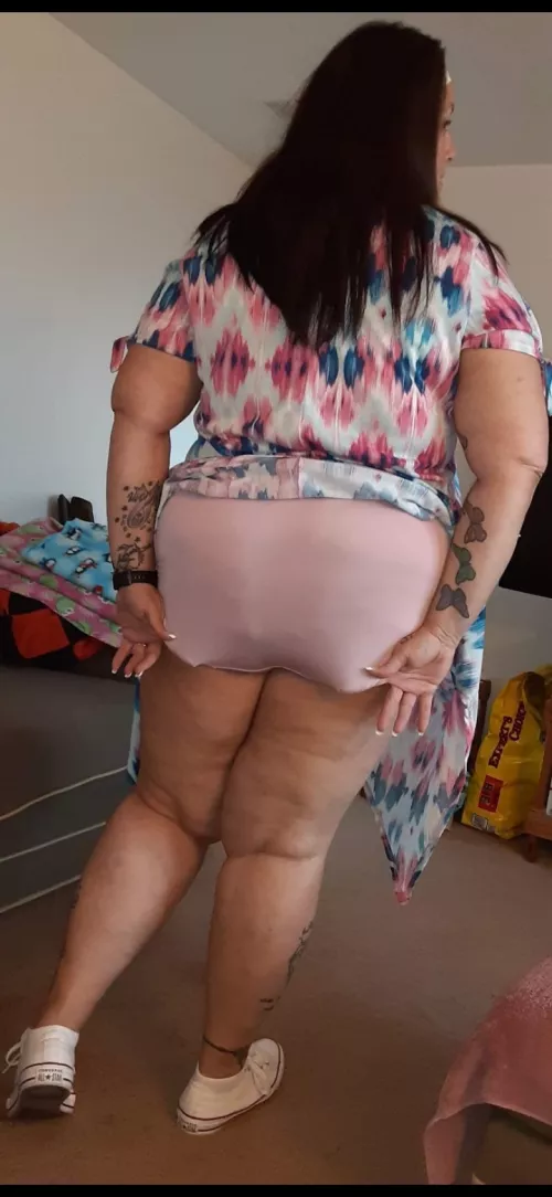 Sunday Morning Pink Panties. 💟