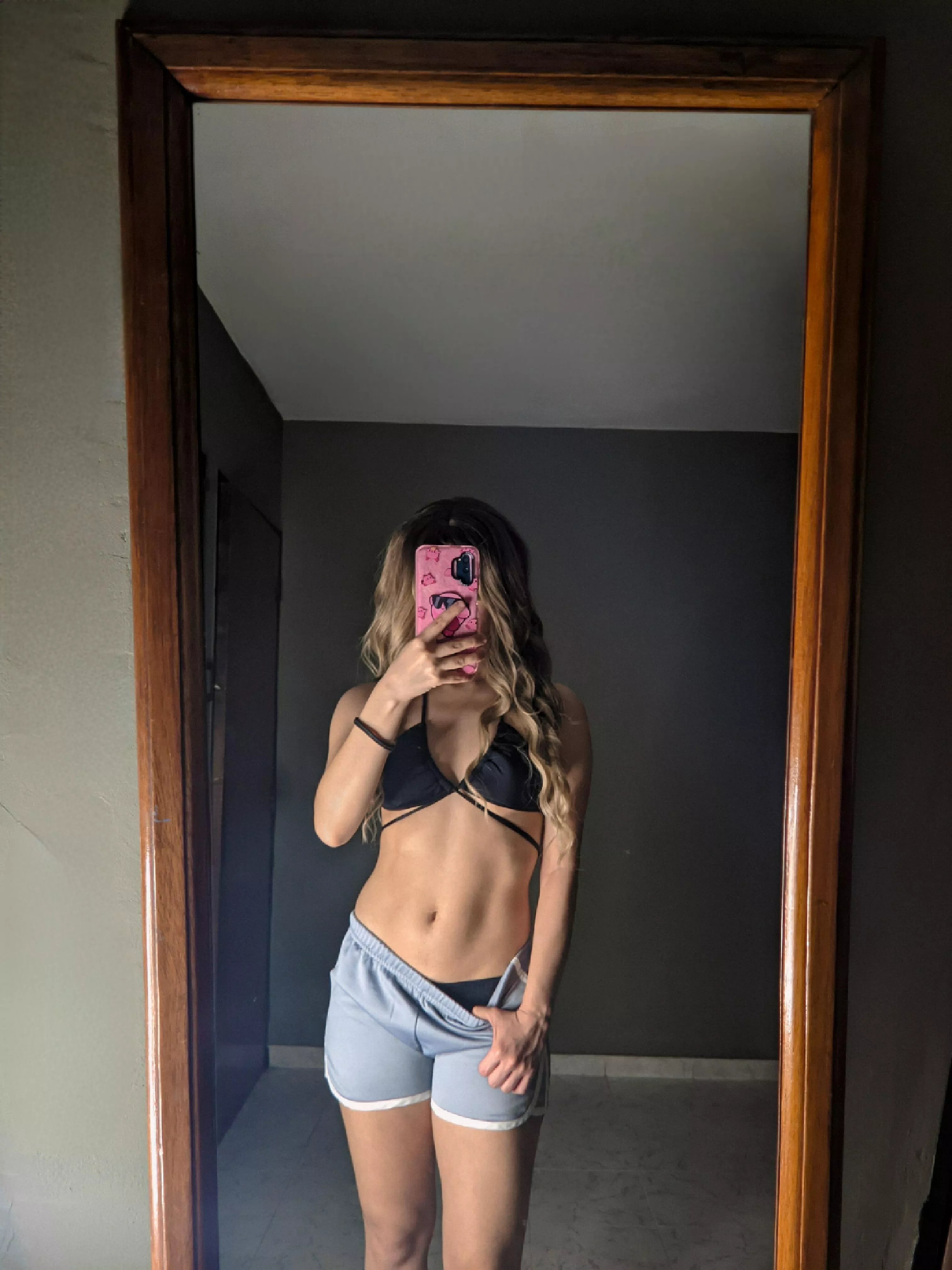 The shy girl next door sends you this, are you coming over?