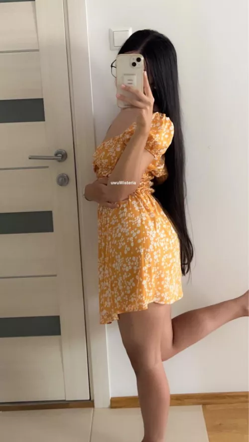 this pic was taken after my hair trim :3